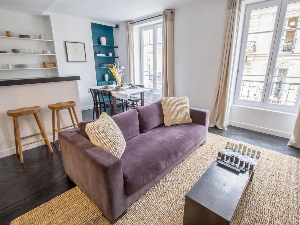 Elevate Suites: Modern 2-Bed Extended Stay for Students and Professionals Paris 0*,