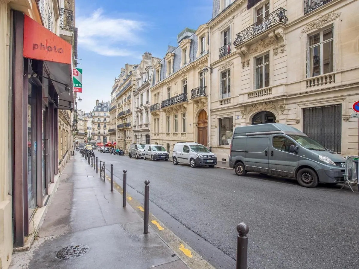 Appartement Newly Remodeled 2Bed Apt With Elevator - Mobility Lease For Students And Work Only- Minimum 30 Night Stays Parijs Frankrijk