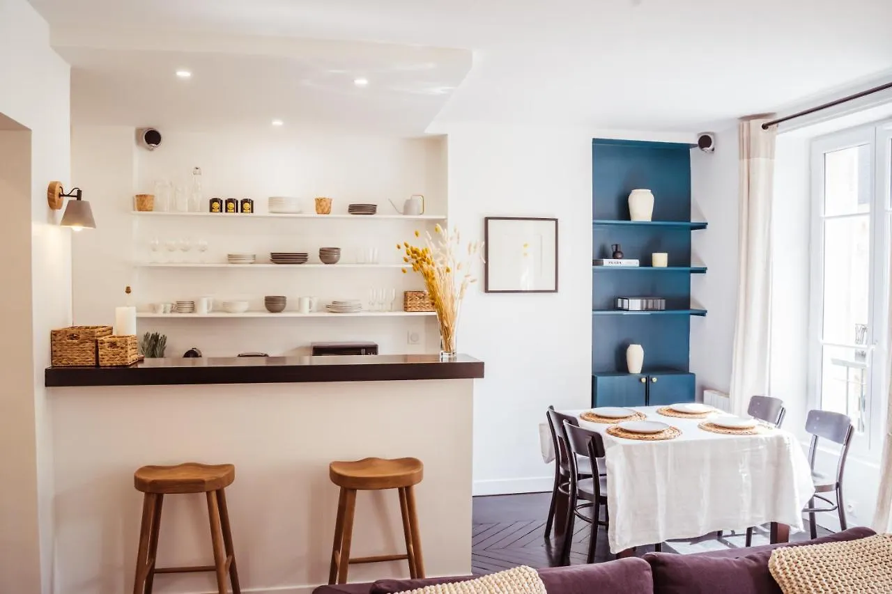 Appartement Newly Remodeled 2Bed Apt With Elevator - Mobility Lease For Students And Work Only- Minimum 30 Night Stays Parijs